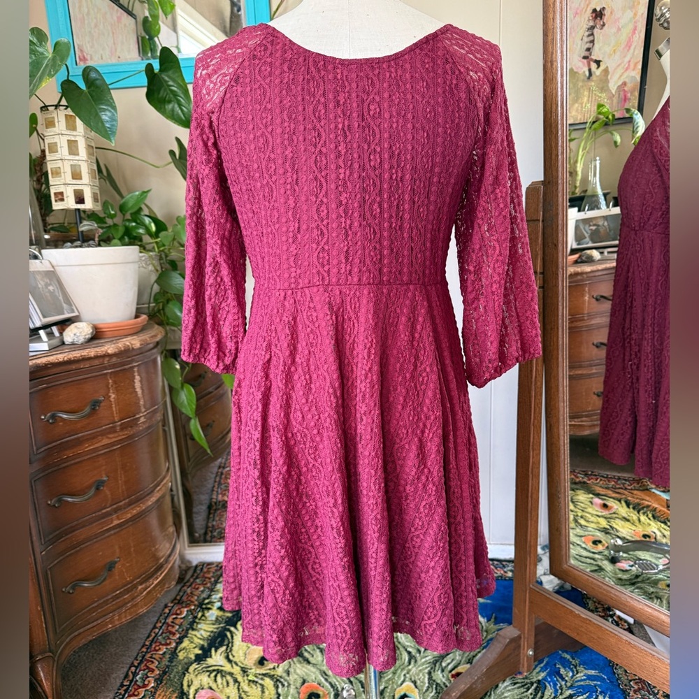 Torrid Mini Dress Fit Flare Burgundy Lace, Plus Size 1X (14-16) EUC - Picture 7 of 11